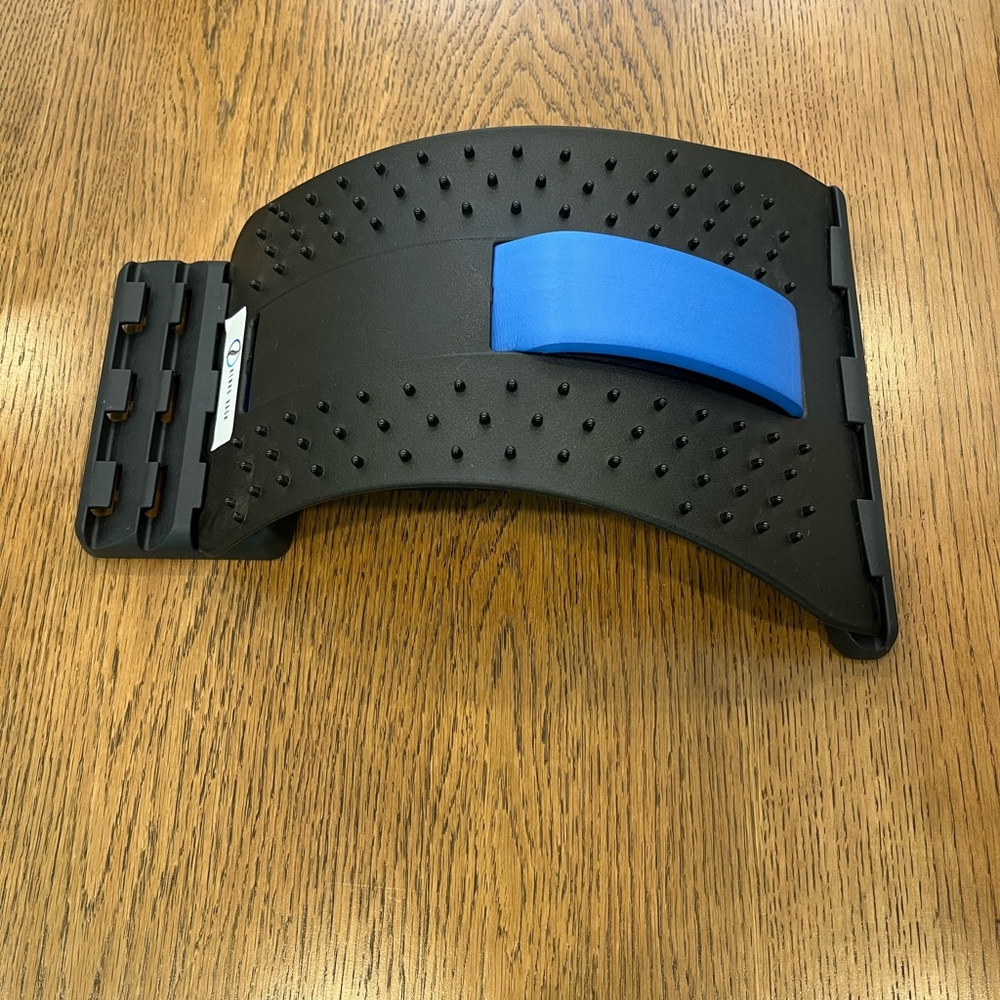 Black and Blue Back Stretcher